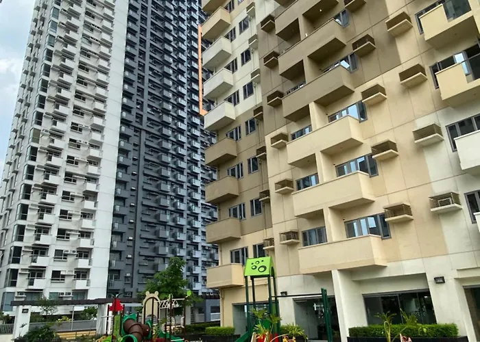 Apartment House Of Olivia Manhattan Plaza Tower 1 Condominium, Araneta Cubao, Quezon City, Metro *